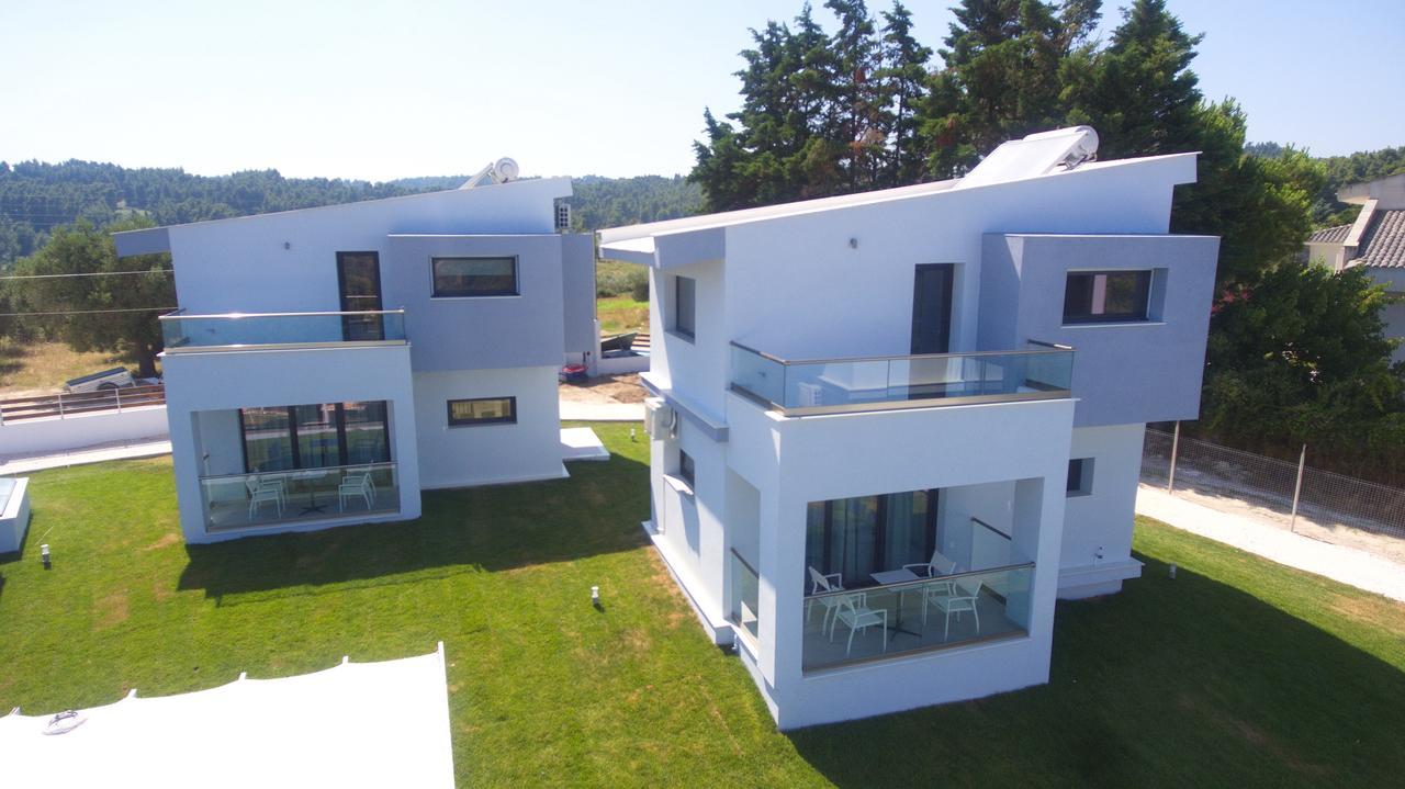Blue Avenue Aparthotel Paliouri Exterior photo