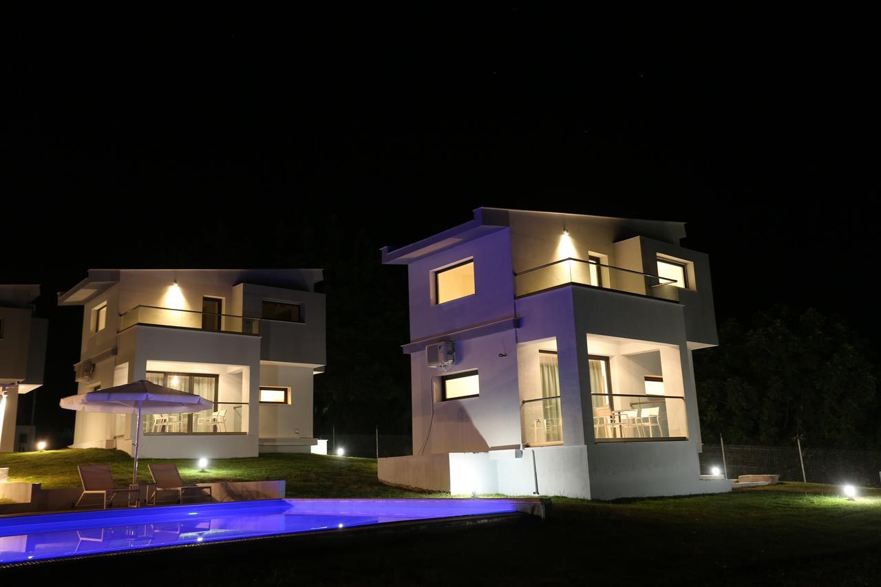 Blue Avenue Aparthotel Paliouri Exterior photo